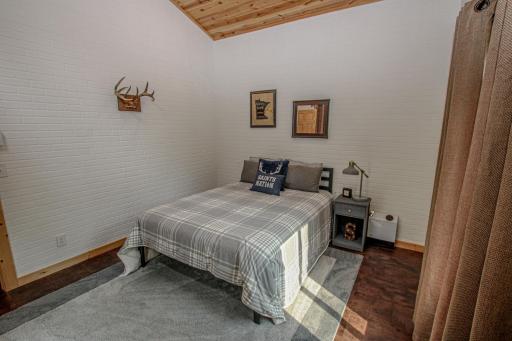 2nd Bedroom.jpg
