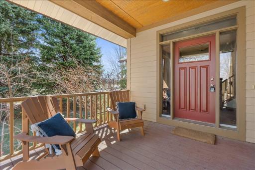 16931 E Lake Drive, Lakeville, MN 55044