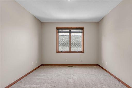 16931 E Lake Drive, Lakeville, MN 55044