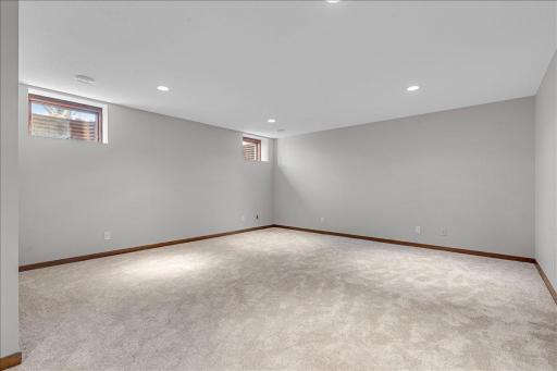 16931 E Lake Drive, Lakeville, MN 55044