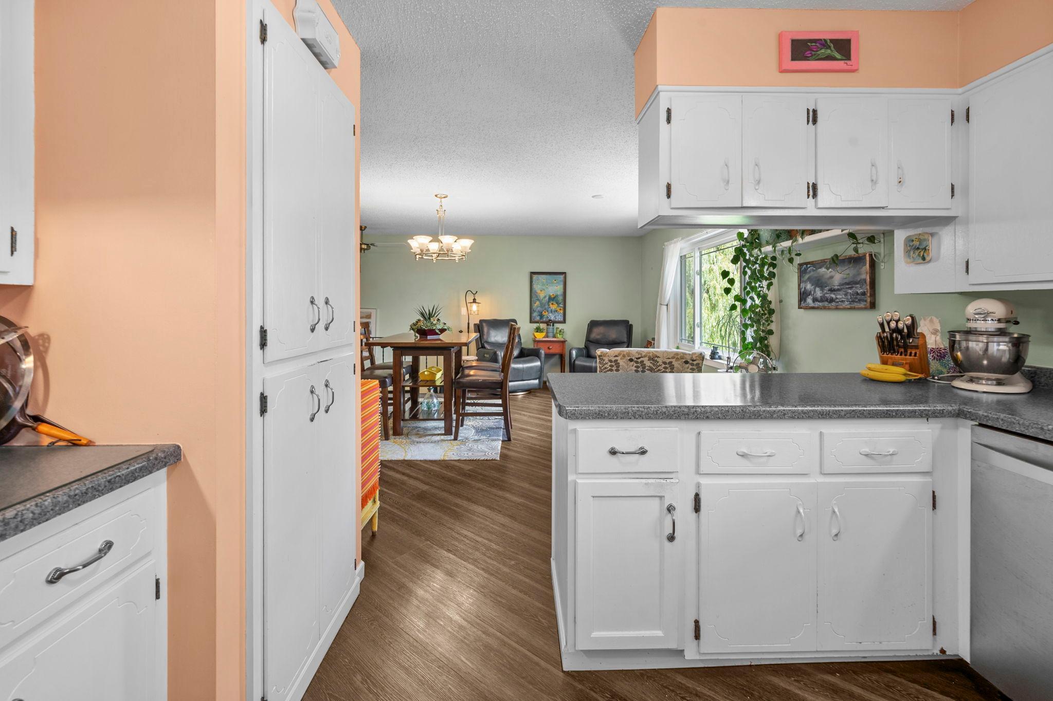 50-web-or-mls-27299 Potomac St-75.jpg