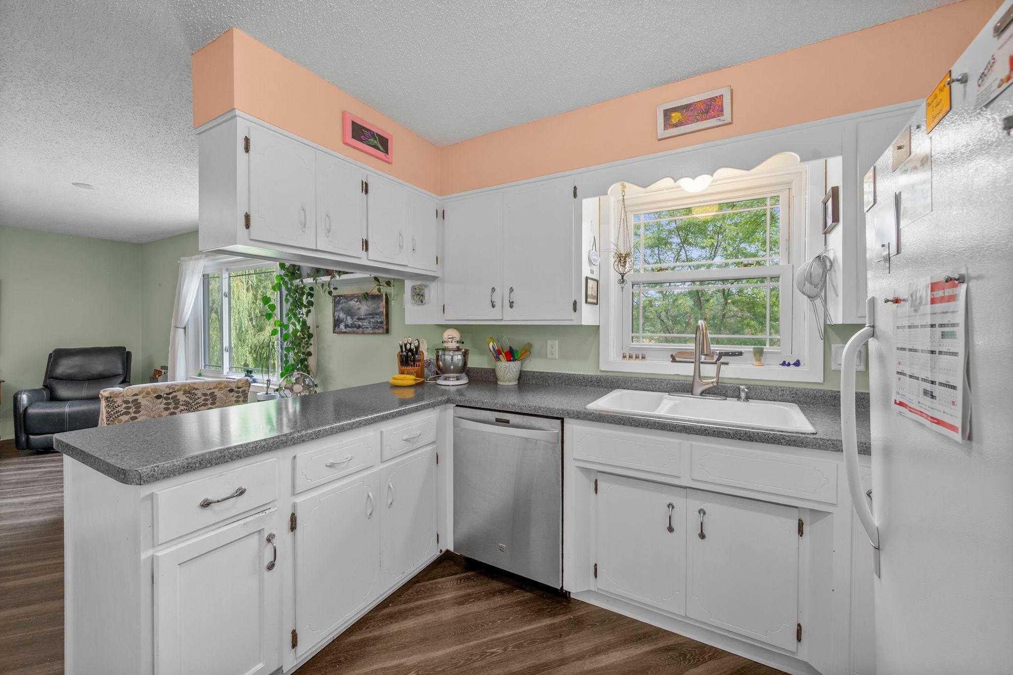 48-web-or-mls-27299 Potomac St-65.jpg