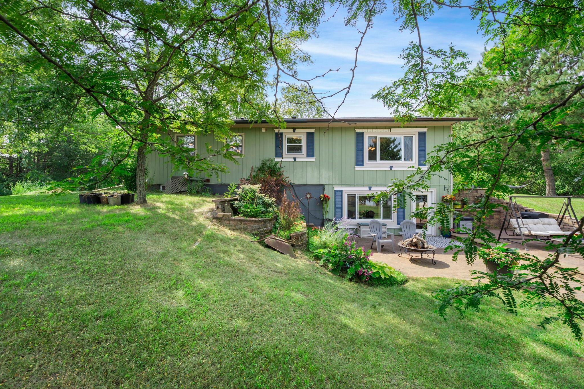 92-web-or-mls-27299 Potomac St-369.jpg