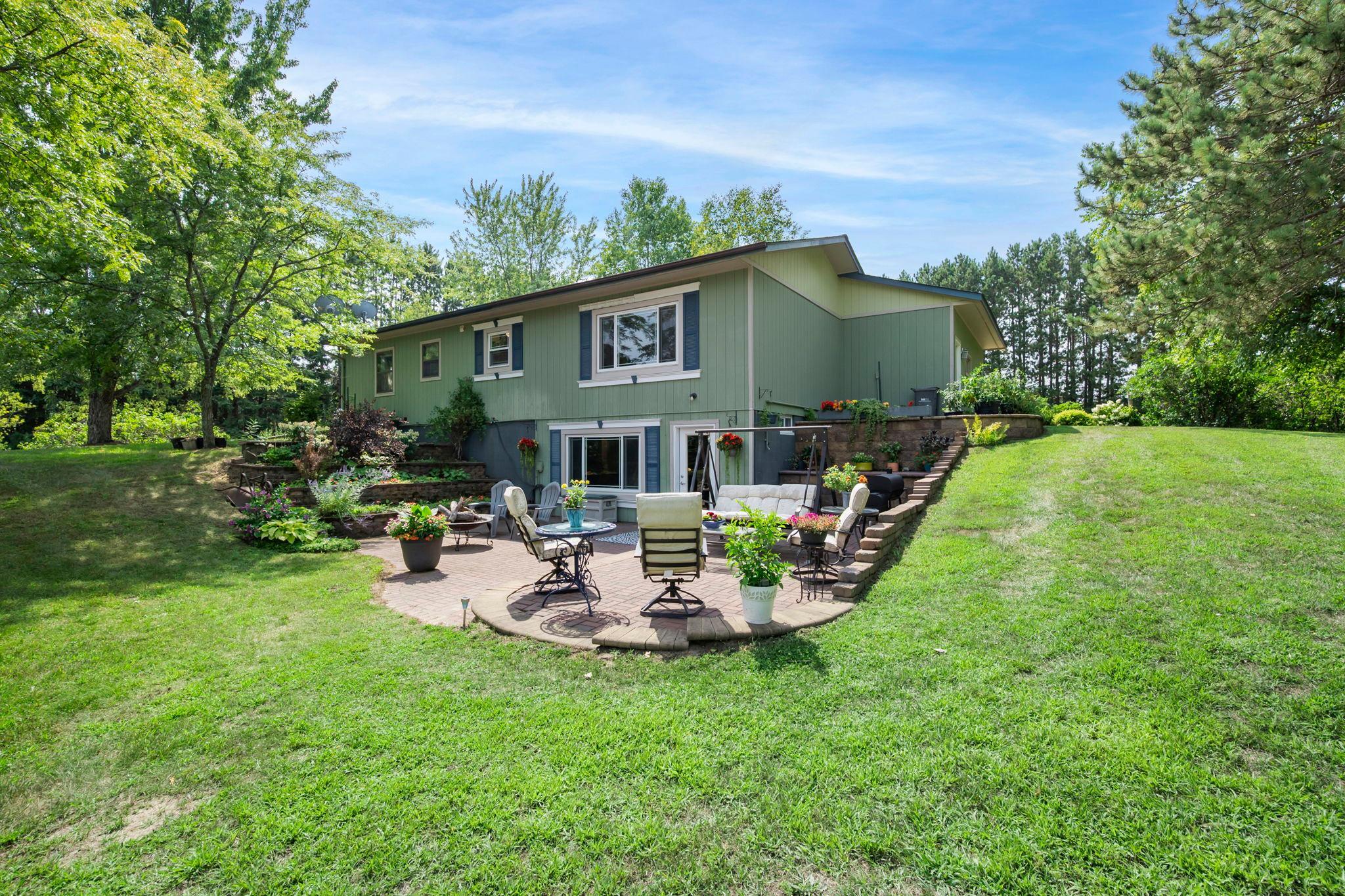 91-web-or-mls-27299 Potomac St-364.jpg