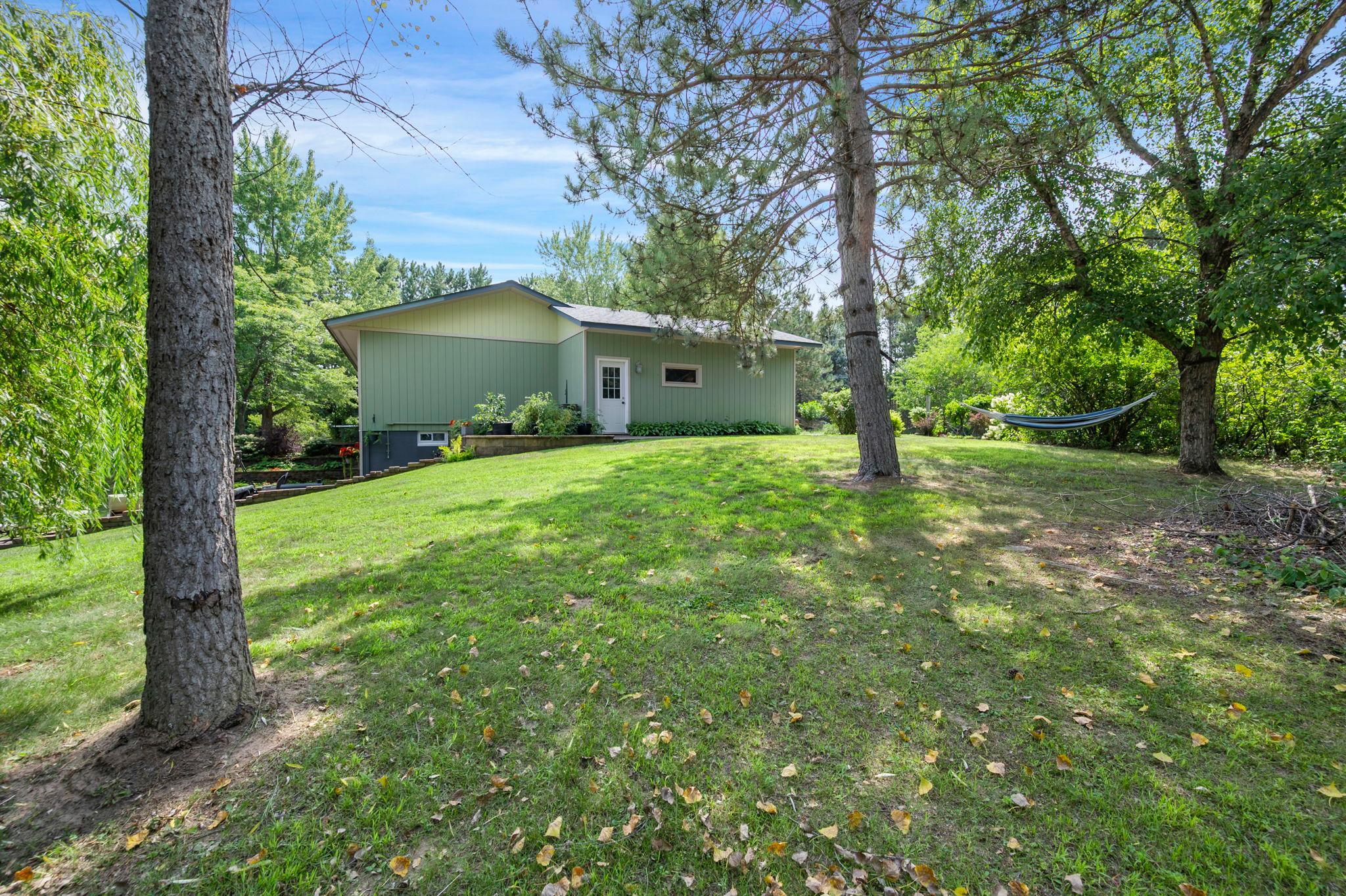 90-web-or-mls-27299 Potomac St-359.jpg