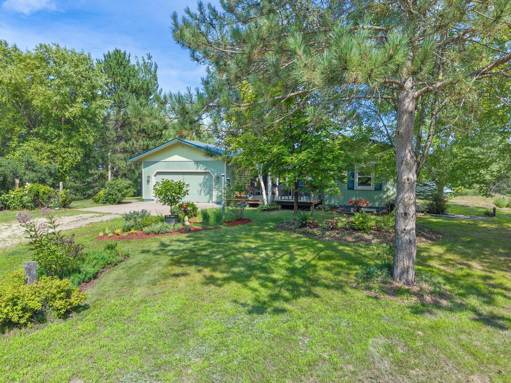 18-web-or-mls-27299 Potomac St-535.jpg
