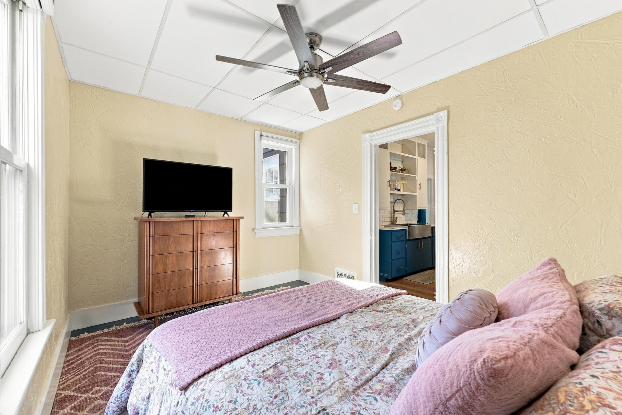 Bedroom #1