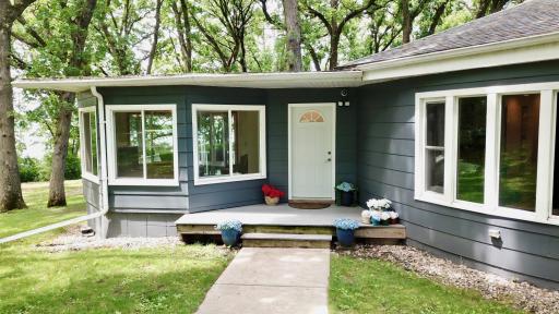 19093 610th Avenue, Litchfield, MN 55355