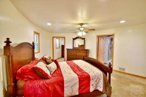 19093 610th Avenue, Litchfield, MN 55355