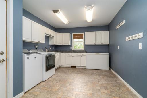 529 Cedar Lane, Crookston, MN 56716