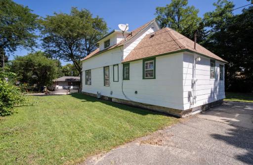 568 Lawson Avenue W, Saint Paul, MN 55117