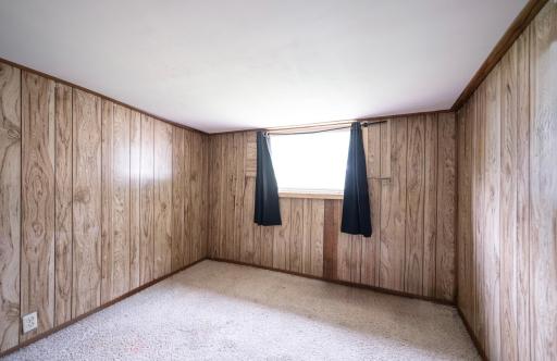 568 Lawson Avenue W, Saint Paul, MN 55117