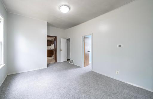 568 Lawson Avenue W, Saint Paul, MN 55117