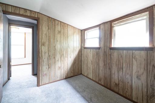 568 Lawson Avenue W, Saint Paul, MN 55117