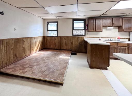 568 Lawson Avenue W, Saint Paul, MN 55117