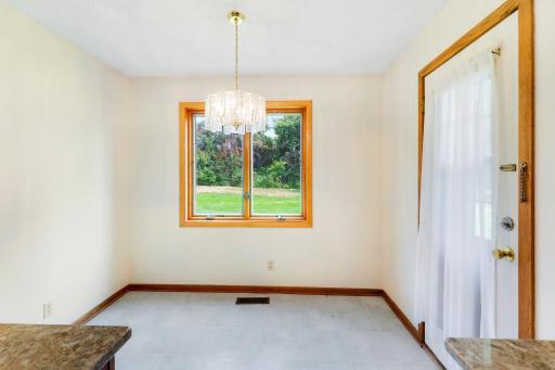 7244 Hunters Run, 21D, Eden Prairie, MN 55346