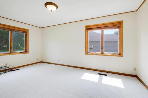7244 Hunters Run, 21D, Eden Prairie, MN 55346