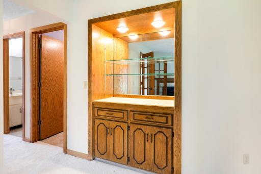 7244 Hunters Run, 21D, Eden Prairie, MN 55346