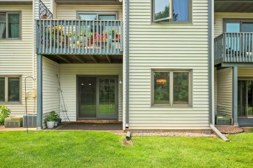 7244 Hunters Run, 21D, Eden Prairie, MN 55346