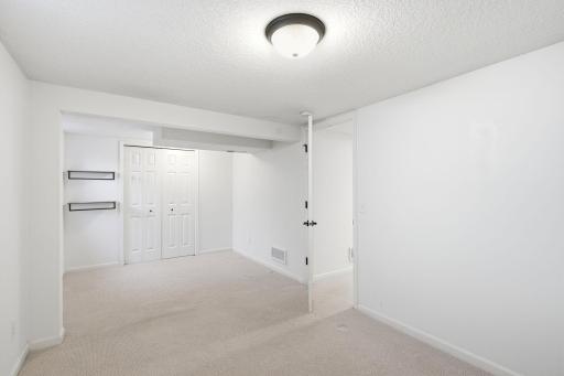 9442 Saratoga Lane N, Maple Grove, MN 55369