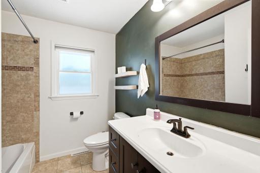 9442 Saratoga Lane N, Maple Grove, MN 55369
