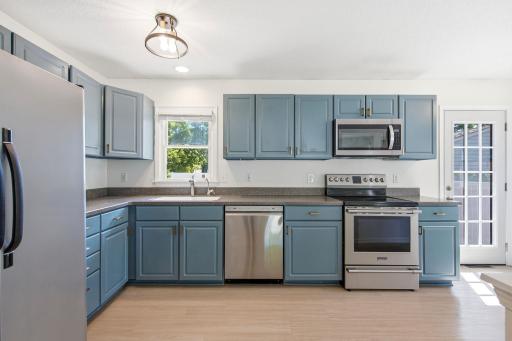 9442 Saratoga Lane N, Maple Grove, MN 55369