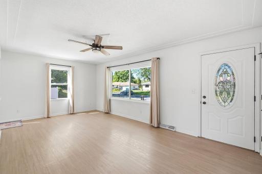 9442 Saratoga Lane N, Maple Grove, MN 55369