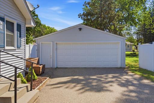 9442 Saratoga Lane N, Maple Grove, MN 55369