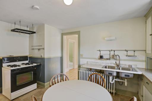 4027 Penn Avenue N, Minneapolis, MN 55412