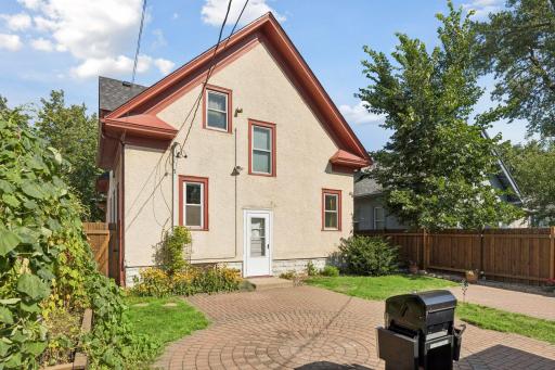 4027 Penn Avenue N, Minneapolis, MN 55412