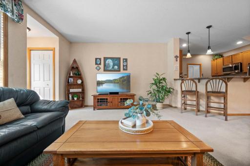15030 Dunwood Trail, Apple Valley, MN 55124
