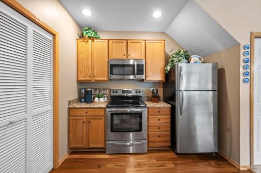 15030 Dunwood Trail, Apple Valley, MN 55124
