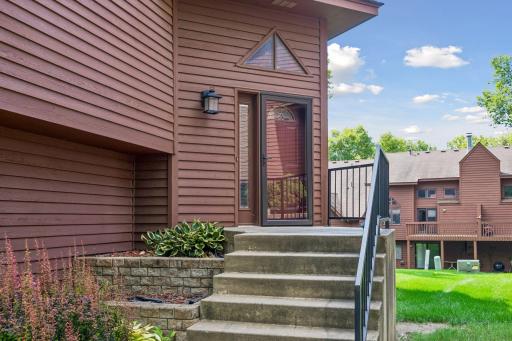 12526 Parkwood Drive, Burnsville, MN 55337