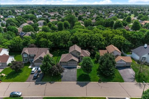 49-web-or-mls-9918-Kiwi-Ave_Aerial-02.jpg