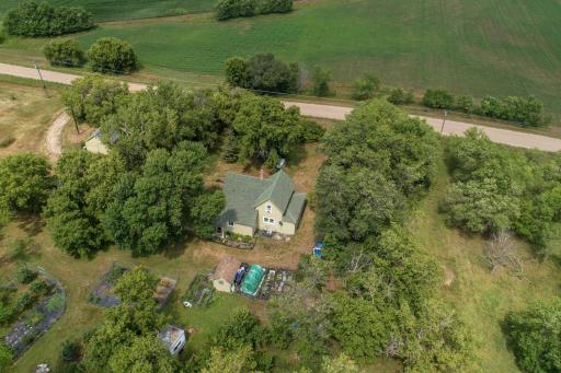 aerial home/gardens