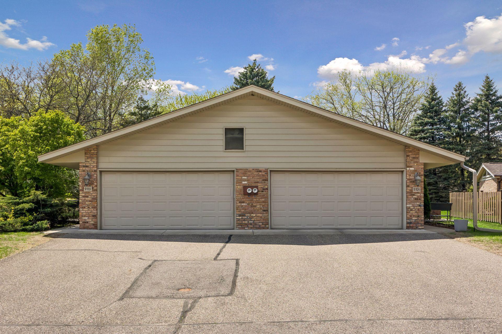 9701 Cimarron Trail
