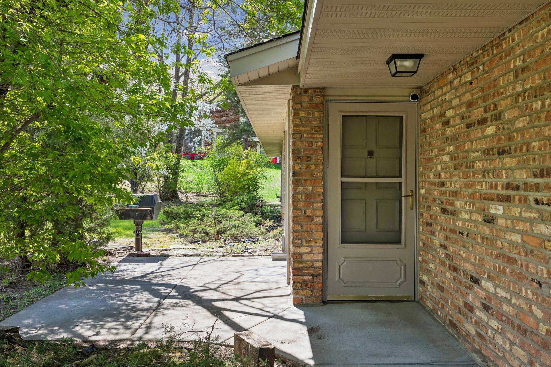 9701 Cimarron Trail