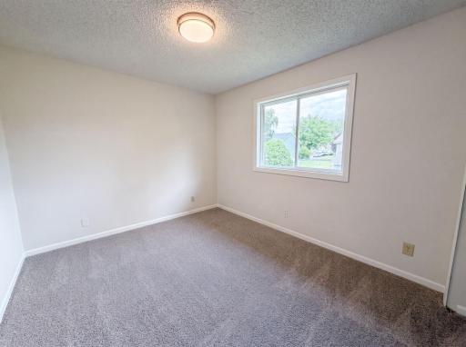 listing_17.jpg