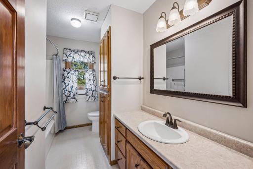 10423 281st Avenue NW, Zimmerman, MN 55398