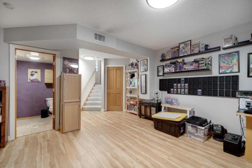 8544 Sycamore Lane N, Maple Grove, MN 55369