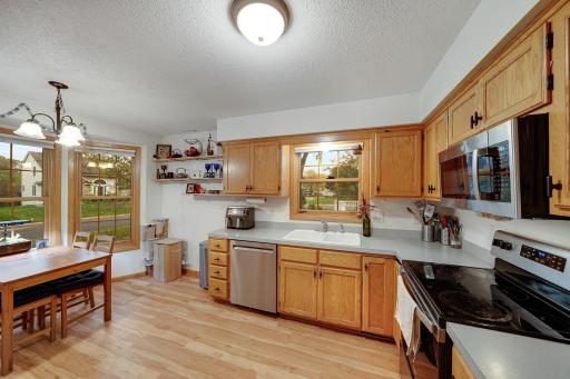 8544 Sycamore Lane N, Maple Grove, MN 55369