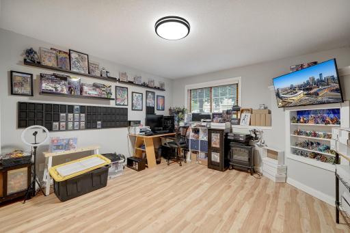 8544 Sycamore Lane N, Maple Grove, MN 55369