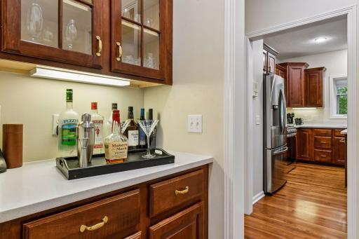 4908 Malibu Drive, Edina, MN 55436