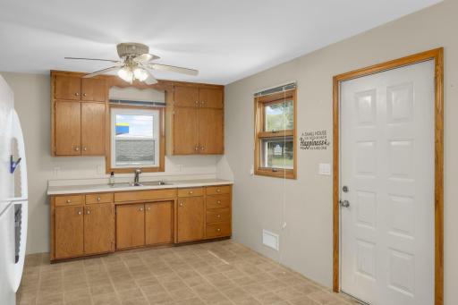 New sink, faucet
