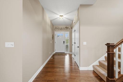 14264 Ailesbury Court, Rosemount, MN 55068