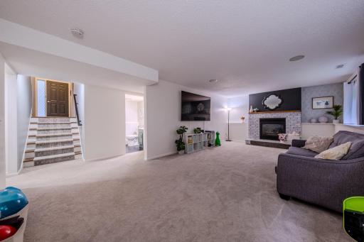 5962 N Ridge Drive, Savage, MN 55378
