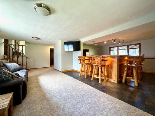 404 Crescent Drive, Albert Lea, MN 56007