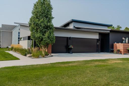 6315 31st Street S, Fargo, ND 58104