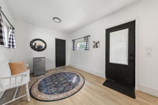 308 1st Street NW, New Richland, MN 56072