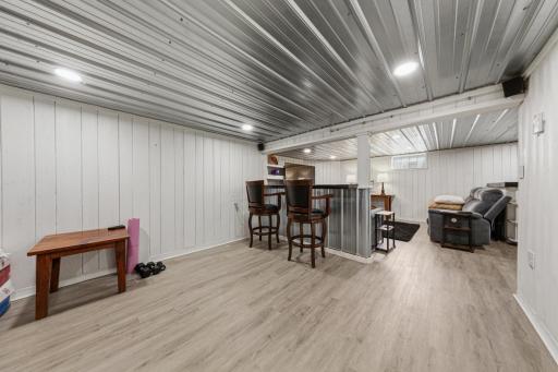 308 1st Street NW, New Richland, MN 56072